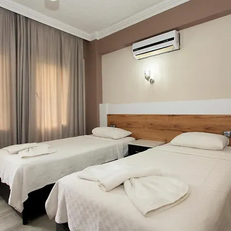Peace Hotel 2*